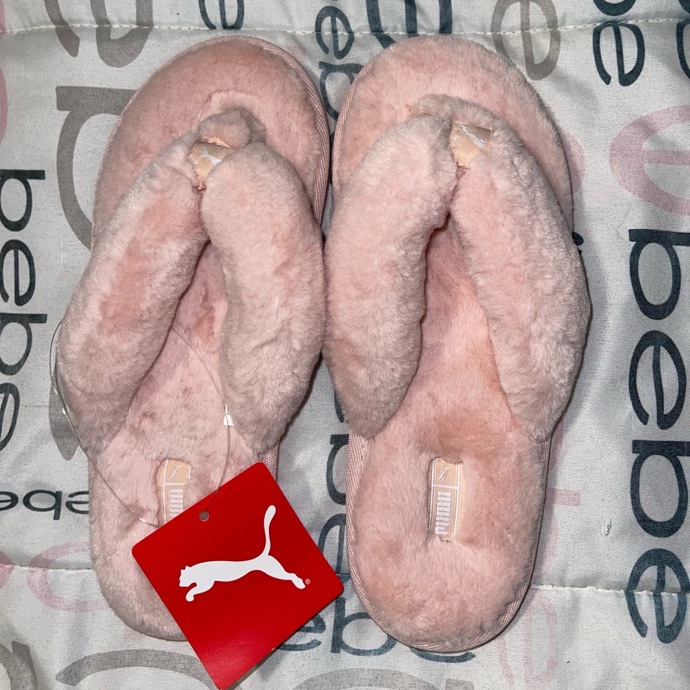 Puma fluff slides